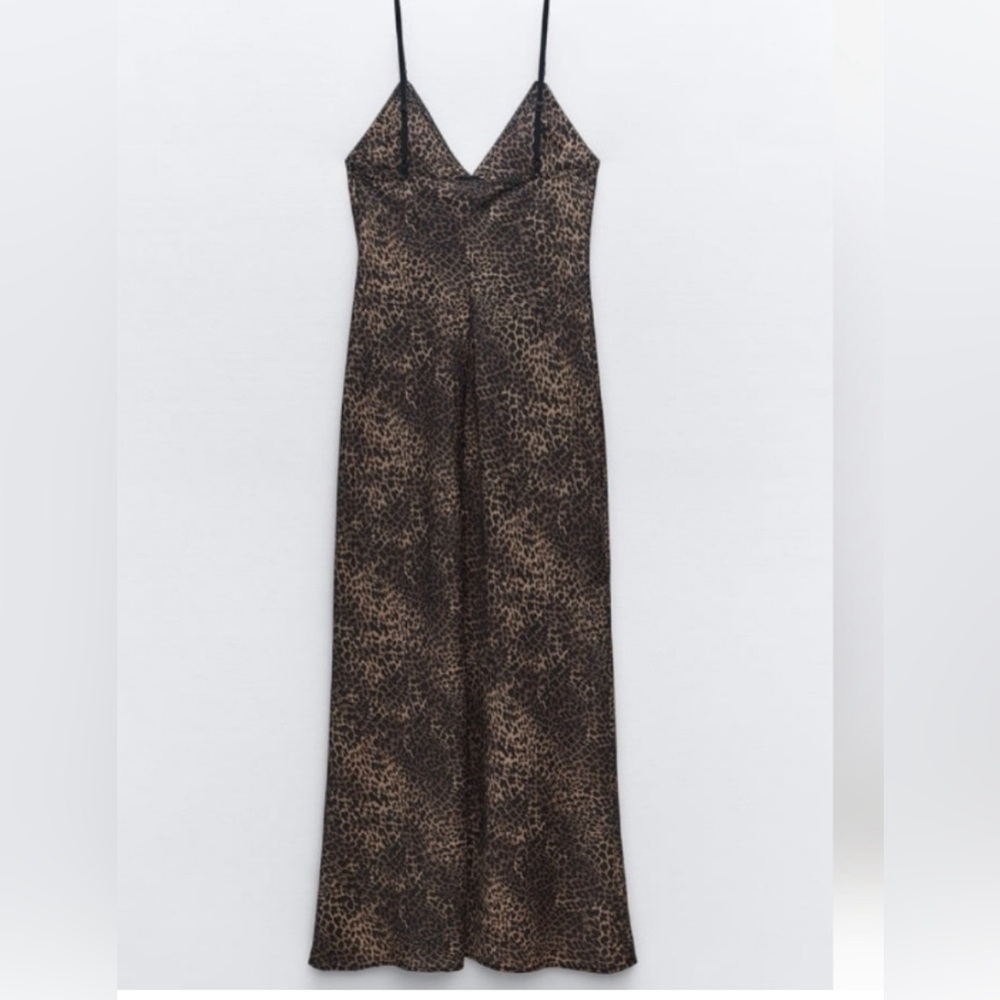 Zara satin effect dress / Animal print/ beautiful to go out